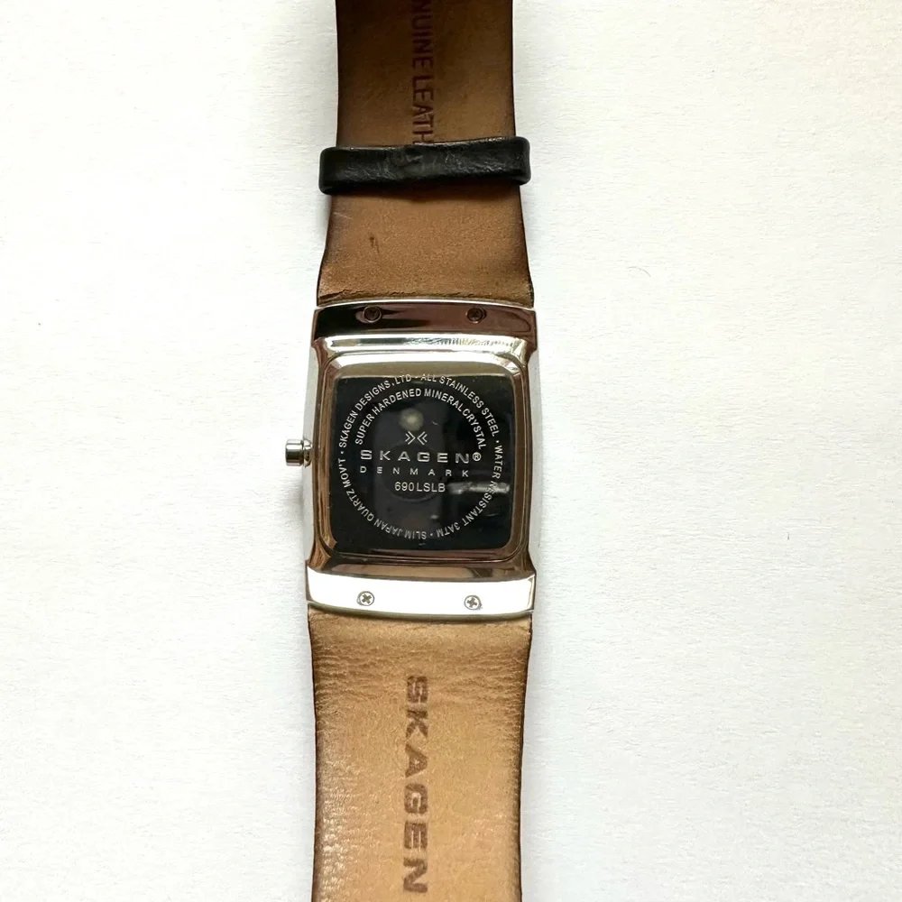 Skagen black tone